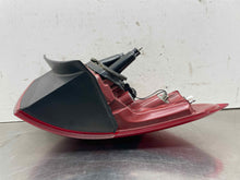 Load image into Gallery viewer, OUTER TAIL LIGHT LAMP Kia Sorento 2019 19 2020 20 Right - NW549311