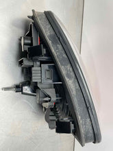 Load image into Gallery viewer, Tail Lamp Light MINI COOPER 2005 - NW375456