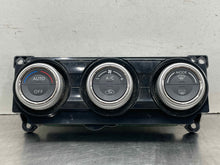 Load image into Gallery viewer, Temperature Controls Subaru Impreza WRX 2017 - NW549879