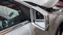 Load image into Gallery viewer, Side View Door Mirror MERCEDES GLA-CLASS 2016 - NW374823