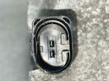 Load image into Gallery viewer, AC COMPRESSOR Rabbit Beetle 2007 07 2008 08 2009 09 - NW549610