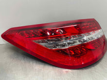 Load image into Gallery viewer, OUTER TAIL LIGHT LAMP E300 E350 E400 E550 E63 10 11 12 13 Left - NW550374