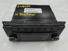 Load image into Gallery viewer, Radio Volkswagen Routan 2011 - NW140224
