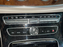 Load image into Gallery viewer, FRONT TEMPERATURE CONTROLS E300 E350 E400 E550 G550 G63 17-20 - NW549671