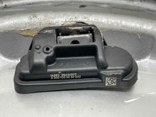 Load image into Gallery viewer, WHEEL RIM C250 C300 C350 C63 12-14 17x7-1/2 - NW556027