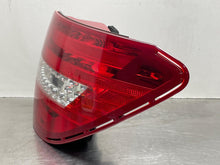 Load image into Gallery viewer, TAIL LIGHT LAMP ASSEMBLY C250 C300 C350 C63 12 13 14 15 Right - NW557608