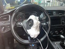 Load image into Gallery viewer, Steering Wheel Volkswagen Golf 2018 - NW541847