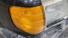 Load image into Gallery viewer, PARKLAMP Mercedes 300D 380SE 500SEL 81 - 91 Right - NW376951