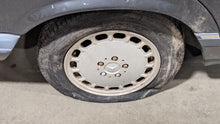 Load image into Gallery viewer, WHEEL 300E 420 350 560SEC 560SEL 16x6.5 88 89 90 91 - NW377003