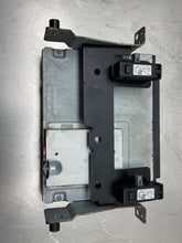 Load image into Gallery viewer, CD PLAYER Jaguar XF XFR XJ XJL 2016 16 2017 17 2018 18 - NW377140