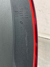 Load image into Gallery viewer, OUTER TAIL LIGHT LAMP BMW 328i 335i M3 07 08 09 10 Right - NW555833