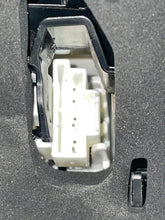 Load image into Gallery viewer, OUTER TAIL LIGHT LAMP E250 Van E250D E300 E350 E400 E550 E63 14-17 Left - NW377592