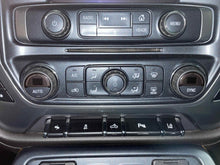 Load image into Gallery viewer, Temperature Controls SILVERADO 1500 PICKUP 2014 - NW556919