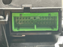 Load image into Gallery viewer, RADIO CONTROLS Volvo C70 S60 S80 V60 V70 XC60 XC70 14 15 16 17 18 - NW377516