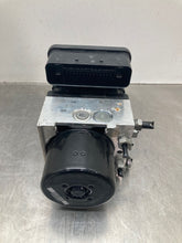 Load image into Gallery viewer, ABS ANTI-LOCK BRAKE PUMP Volvo S60 V60 XC60 15 16 17 18 - NW377217