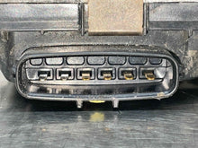 Load image into Gallery viewer, THROTTLE BODY Accord Pilot TL 05 06 07 08 3.0 - NW555811
