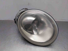 Load image into Gallery viewer, HEADLIGHT LAMP ASSEMBLY Beetle 98 99 00 01 02 03 04 05 Left - NW377877