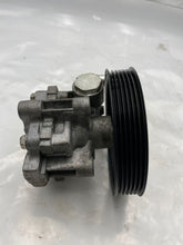 Load image into Gallery viewer, Power Steering Pump Mercedes-Benz 200 2012 - NW162613