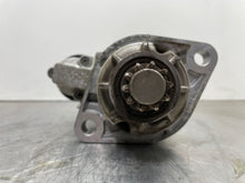 Load image into Gallery viewer, STARTER Beetle Passat Jetta Golf 1991 91 92 93 94 95 96 - 05 Auto - NW377995