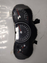 Load image into Gallery viewer, Speedometer Cluster Kia Sedona 2006 - NW160729