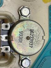 Load image into Gallery viewer, Temperature Controls GMC Envoy 2000 - NW478252