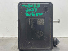 Load image into Gallery viewer, ABS Pump XV CROSSTREK 2023 - NW552477