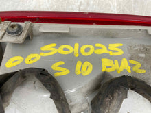 Load image into Gallery viewer, TAIL LIGHT LAMP ASSEMBLY S10 Blazer Envoy S15 Jimmy Bravada 95-05 Left - NW478389