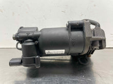 Load image into Gallery viewer, SUSPENSION AIR COMPRESSOR PUMP Gl350 Gl450 Gl550 GL63 12-19 - NW552503