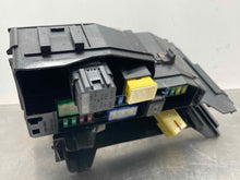 Load image into Gallery viewer, FUSE BOX Infiniti QX60 Nissan Pathfinder 2014 14 - NW551157