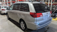 Load image into Gallery viewer, CARRIER ASSEMBLY Toyota Sienna 04 05 06 07 08 09 10 AWD - NW379640