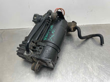 Load image into Gallery viewer, AIR RIDE COMPRESSOR E350 E550 CLS500 CLS55 CLS550 CLS63 E280 00-11 - NW556135