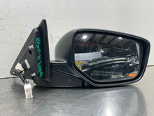 Load image into Gallery viewer, SIDE VIEW MIRROR Crosstour 2010 10 2011 11 2012 12 Right - NW556441