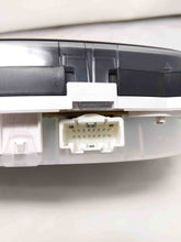 Load image into Gallery viewer, SPEEDOMETER CLUSTER Mazda 6 2005 05 Auto - NW160853