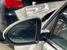Load image into Gallery viewer, Side View Door Mirror Volkswagen Jetta 2020 - NW554684