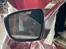 Load image into Gallery viewer, SIDE VIEW DOOR MIRROR Nissan Rogue Sport 17 18 19 20 Left - NW551062
