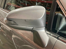 Load image into Gallery viewer, SIDE VIEW DOOR MIRROR Toyota Venza 2014 14 2015 15 2016 16 Right - NW551078