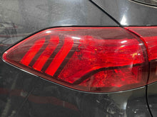 Load image into Gallery viewer, OUTER TAIL LIGHT LAMP Hyundai Tucson 2019 19 2020 20 Left - NW557599