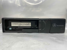 Load image into Gallery viewer, CD Changer Mercedes S430 S500 S600 S55 2003 03 - NW139085