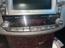 Load image into Gallery viewer, Temperature Controls Toyota Avalon 2011 - NW555195
