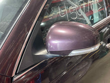 Load image into Gallery viewer, Side View Door Mirror Toyota Avalon 2011 - NW556458