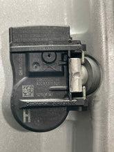 Load image into Gallery viewer, WHEEL RIM 17 18 19 19x7-1/2 ALLOY - NW557771