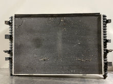 Load image into Gallery viewer, RADIATOR Land Rover Discovery 1999 99 00 01 02 03 04 - NW132505