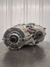 Load image into Gallery viewer, Transfer Case SIERRA 1500 PICKUP 2018 - NW557557