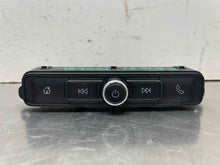 Load image into Gallery viewer, Radio SIERRA 1500 PICKUP 2018 - NW551899