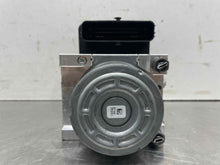 Load image into Gallery viewer, ABS ANTI-LOCK BRAKE PUMP Land Rover Evoque 2017 17 2018 18 - NW550707