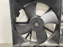 Load image into Gallery viewer, RADIATOR FAN ASSEMBLY 350Z G35 2003 03 2004 04 05 06 07 - NW413012