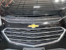 Load image into Gallery viewer, GRILLE Chevrolet Equinox 2016 16 2017 17 - NW551542
