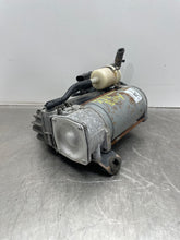 Load image into Gallery viewer, SUSPENSION AIR COMPRESSOR PUMP Vanden Pl XJ XJ8 XJ8L XJL XJR 04-09 - NW414248
