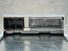 Load image into Gallery viewer, RADIO AMPLIFIER Edge Escape Expedition Explorer Explorer 08-17 - NW553715
