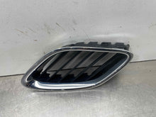 Load image into Gallery viewer, GRILLE Saab 9-3 2003 03 04 05 06 07 Upper End Left - NW98653
